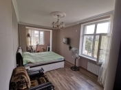 Satılır 1 otaqlı 35 m2 köhnə tikili Bakıxanov