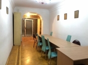 İcarəyə verilir 4 otaqlı 100 m2 obyekt Nəriman Nərimanov m.