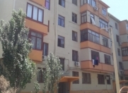 Satılır 2 otaqlı 50 m2 köhnə tikili 3 mkr