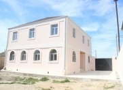 Satılır 7 otaqlı 300 m2 həyət evi Binə