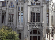 Satılır 3 otaqlı 100 m2 köhnə tikili Axundov bağı