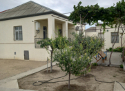 Satılır 3 otaqlı 70 m2 həyət evi Y.Ramana