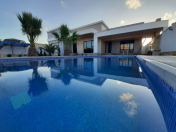 Satılır 4 otaqlı 220 m2 bağ evi Şüvəlan Park ticarət mərkəzi