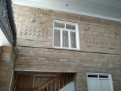 Satılır 10 otaqlı 7000 m2 həyət evi Şəmkir