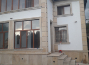 Satılır 4 otaqlı 220 m2 villa Qəbələ