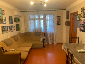 Satılır 2 otaqlı 45 m2 köhnə tikili Qara Qarayev m.