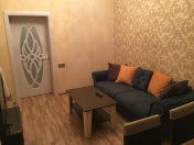 İcarəyə verilir 3 otaqlı 70 m2 köhnə tikili Hyatt Regency