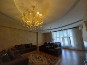 İcarəyə verilir 4 otaqlı 170 m2 yeni tikili 28 May m.