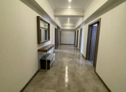 İcarəyə verilir 4 otaqlı 181 m2 yeni tikili Şah İsmayıl Xətai m.