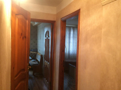 Satılır 3 otaqlı 70 m2 köhnə tikili Yasamal parkı