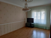 Satılır 3 otaqlı 70 m2 köhnə tikili Y.Günəşli