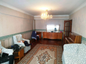 İcarəyə verilir 3 otaqlı 80 m2 köhnə tikili Elmlər Akademiyası m.