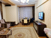 İcarəyə verilir 2 otaqlı 97 m2 yeni tikili Nizami m.