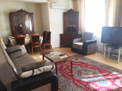 İcarəyə verilir 3 otaqlı 98 m2 yeni tikili Elmlər Akademiyası m.