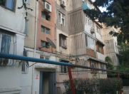 Satılır 2 otaqlı 46 m2 köhnə tikili Neftçilər m.