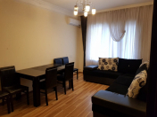 Satılır 2 otaqlı 50 m2 köhnə tikili Neapol dairəsi