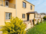 Satılır 6 otaqlı 265 m2 həyət evi Albalı