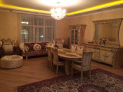 İcarəyə verilir 3 otaqlı 135 m2 yeni tikili 28 May m.