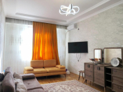 Satılır 2 otaqlı 70 m2 yeni tikili Neftçilər m.