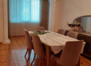 Satılır 4 otaqlı 100 m2 köhnə tikili Neapol dairəsi