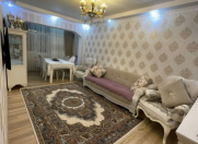 Satılır 2 otaqlı 62 m2 köhnə tikili Xalqlar Dostluğu m.