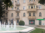 Satılır 3 otaqlı 90 m2 köhnə tikili Dostluq kinoteatrı