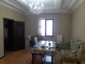 Satılır 5 otaqlı 220 m2 həyət evi Salyan