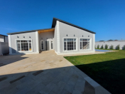 Satılır 4 otaqlı 200 m2 bağ evi Şüvəlan Park ticarət mərkəzi