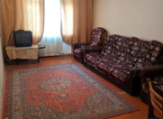 İcarəyə verilir 3 otaqlı 60 m2 köhnə tikili Həzi Aslanov m.