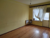 İcarəyə verilir 3 otaqlı 60 m2 köhnə tikili Əhmədli m.