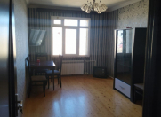 İcarəyə verilir 3 otaqlı 70 m2 köhnə tikili Bakıxanov