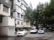 Satılır 1 otaqlı 30 m2 köhnə tikili 28 May m.