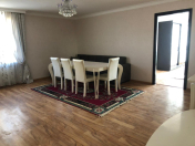 İcarəyə verilir 3 otaqlı 60 m2 köhnə tikili Gənclik m.