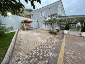 Satılır 4 otaqlı 210 m2 villa Y.Günəşli