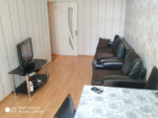 İcarəyə verilir 2 otaqlı 45 m2 köhnə tikili Nəsimi r.