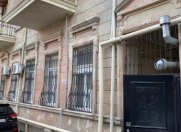 Satılır 4 otaqlı 100 m2 köhnə tikili İçəri Şəhər