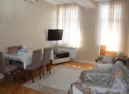 İcarəyə verilir 3 otaqlı 100 m2 yeni tikili İnşaatçılar m.