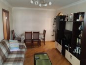 İcarəyə verilir 2 otaqlı 60 m2 köhnə tikili Nizami m.