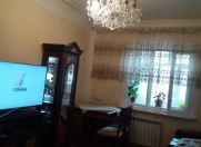 Satılır 4 otaqlı 90 m2 köhnə tikili Y.Günəşli