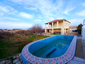 İcarəyə verilir 5 otaqlı 220 m2 bağ evi Pirşağı