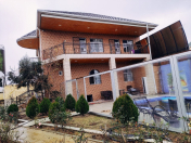 Satılır 7 otaqlı 250 m2 bağ evi Koroğlu m.