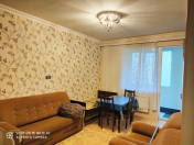 Satılır 1 otaqlı 30 m2 köhnə tikili Memar Əcəmi m.