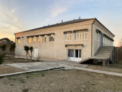 Satılır 12 otaqlı 740 m2 həyət evi Albalı