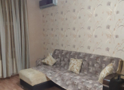 Satılır 1 otaqlı 40 m2 köhnə tikili Gənclik m.