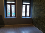 İcarəyə verilir 5 otaqlı 140 m2 köhnə tikili AF Business House