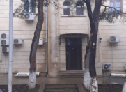 İcarəyə verilir 12 otaqlı 570 m2 ofis 28 May m.