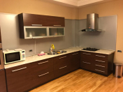 İcarəyə verilir 3 otaqlı 125 m2 yeni tikili Heydər Əliyev Mərkəzi