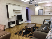 İcarəyə verilir 2 otaqlı 65 m2 yeni tikili Şah İsmayıl Xətai m.