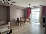 İcarəyə verilir 3 otaqlı 147.5 m2 yeni tikili 8 Noyabr m.