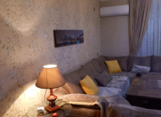 Satılır 2 otaqlı 60 m2 köhnə tikili Ayna Sultanova heykəli